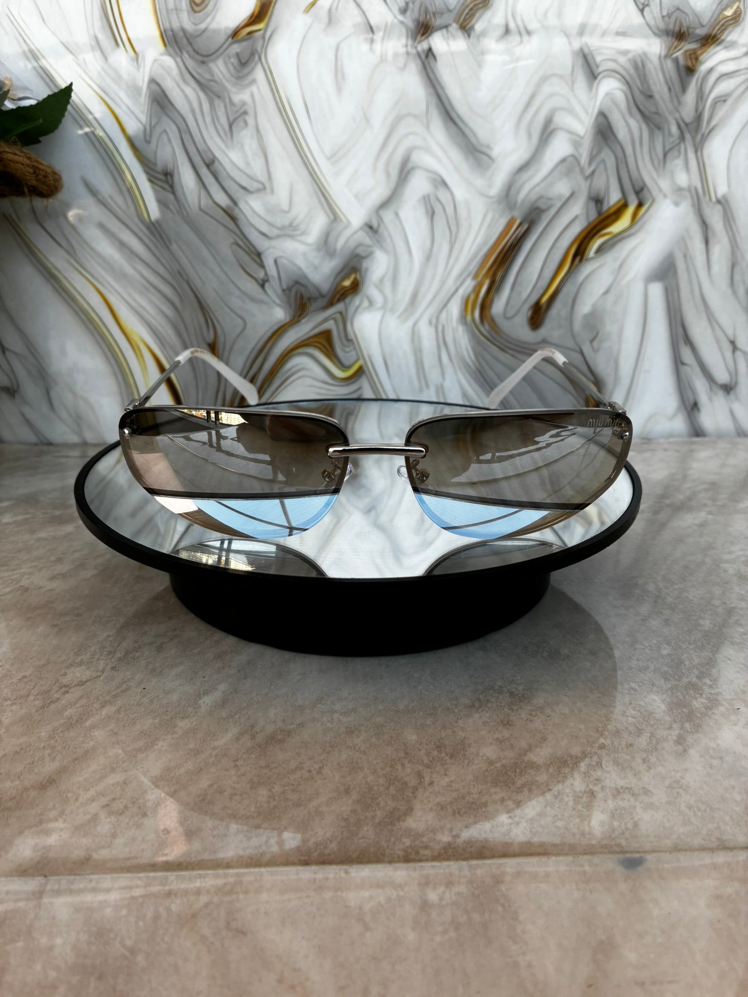 Lentes M Rosé Chic – Marco Translúcido & Detalles Dorados