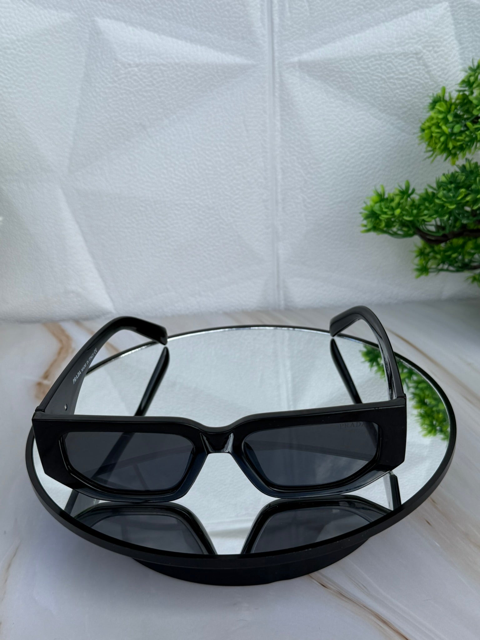 Lentes de sol Prada Classic
