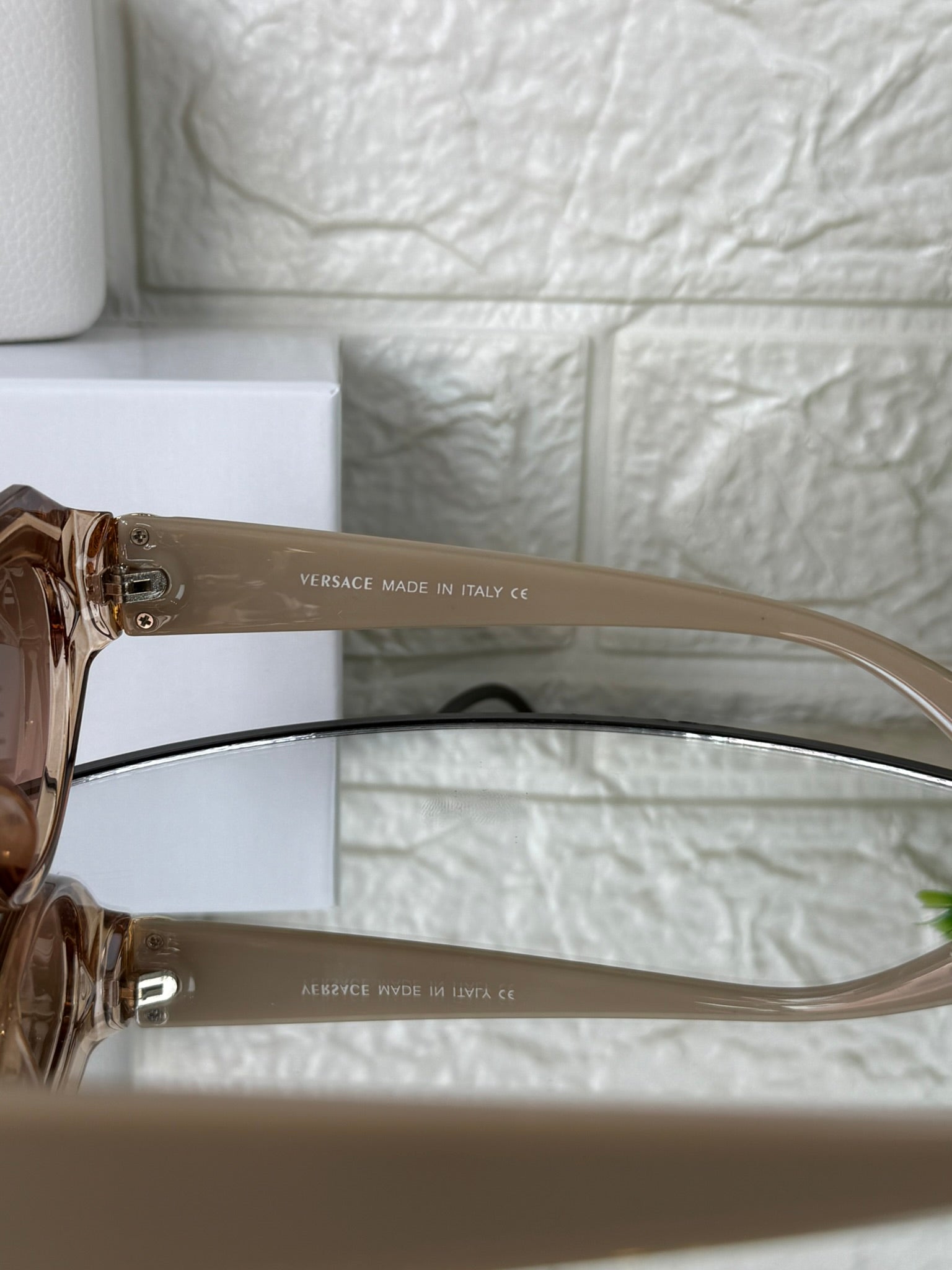 🕶️ Lentes de Sol Versace – Lujo, Estilo y Presencia