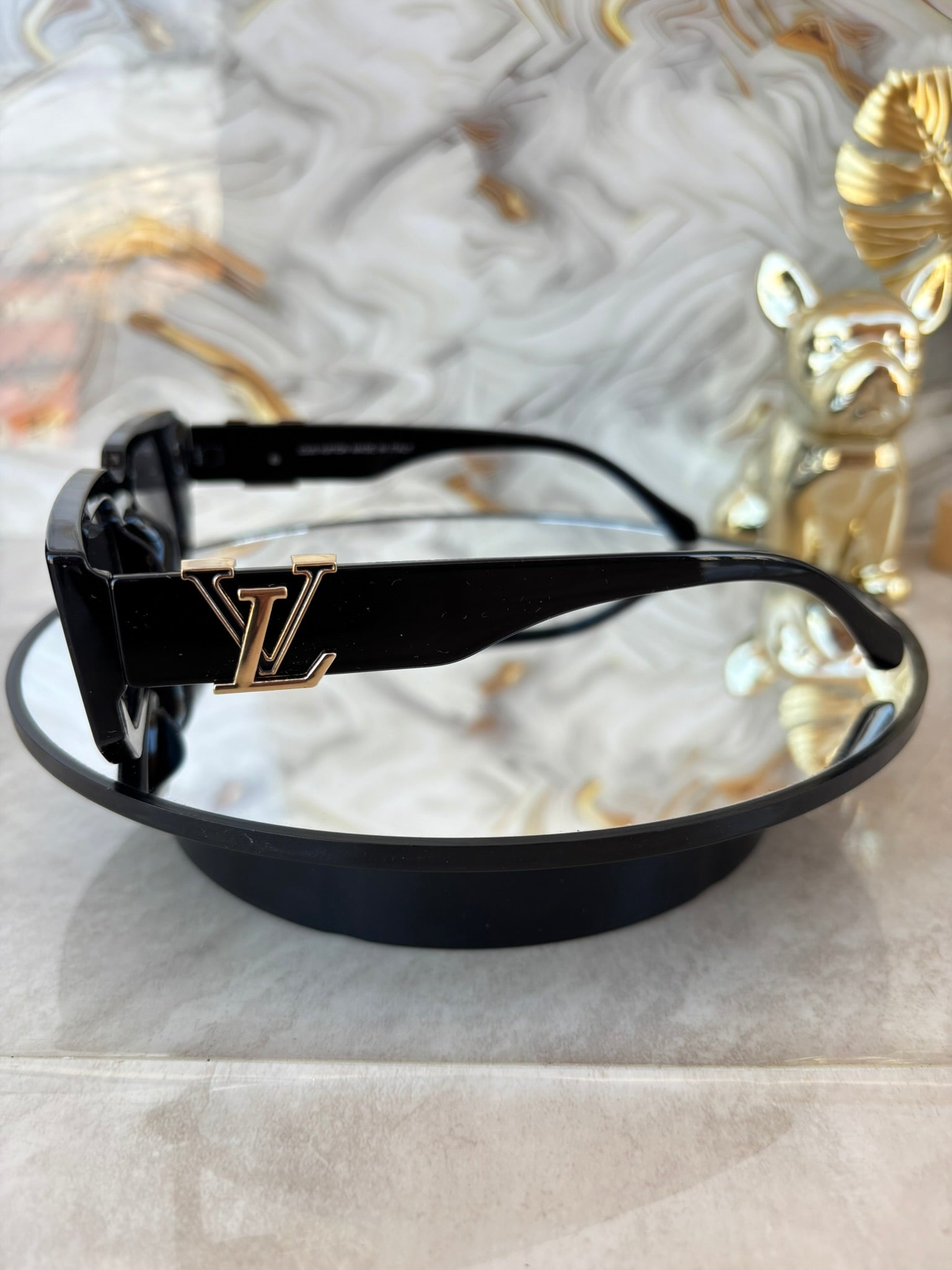 Lentes de Sol Estilo Luxury Square con Detalle Dorado – Diseño Exclusivo Premium UV400 | Moda Elegante Mujer