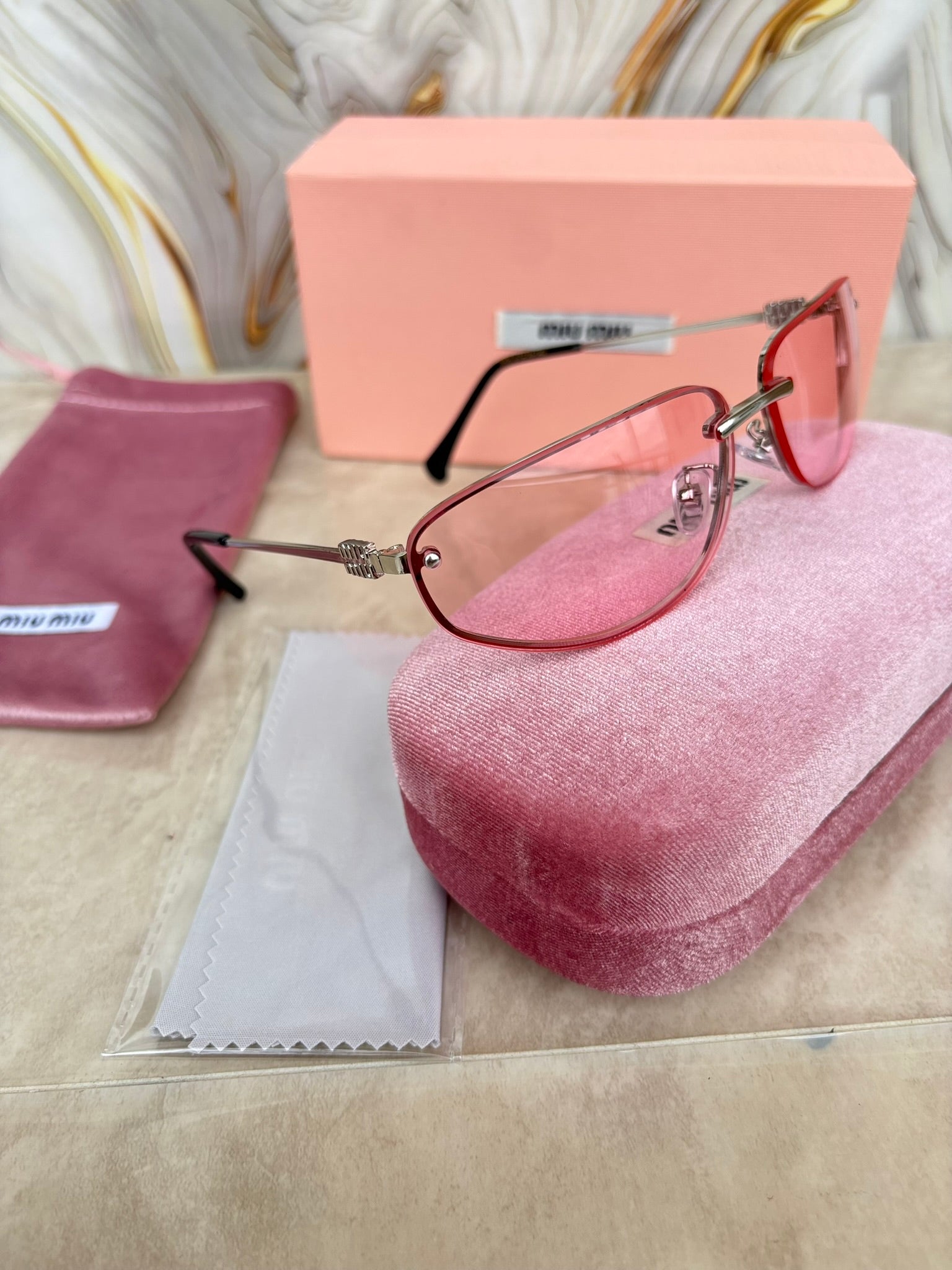 Lentes M Rosé Chic – Marco Translúcido & Detalles Dorados
