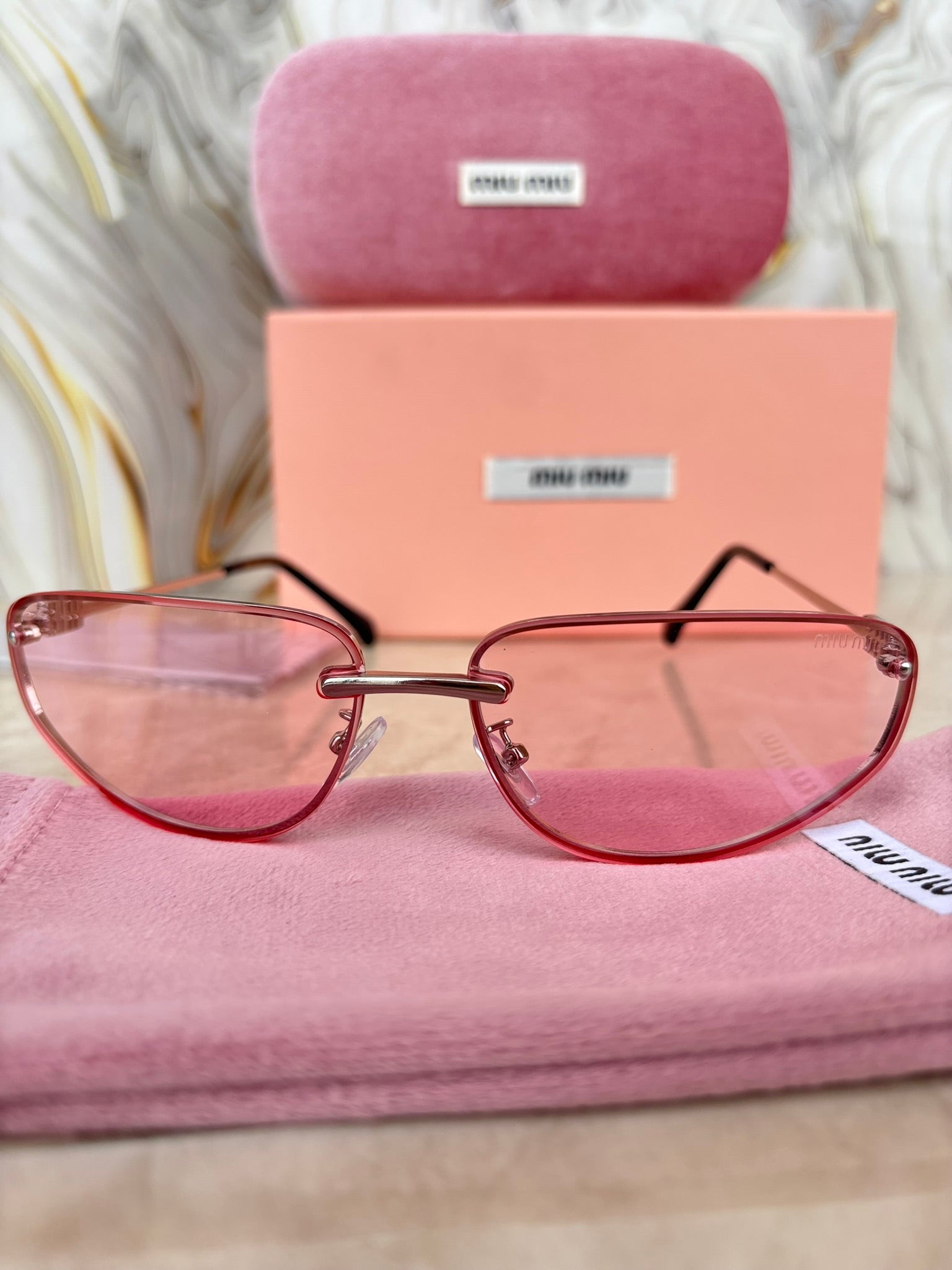 Lentes M Rosé Chic – Marco Translúcido & Detalles Dorados