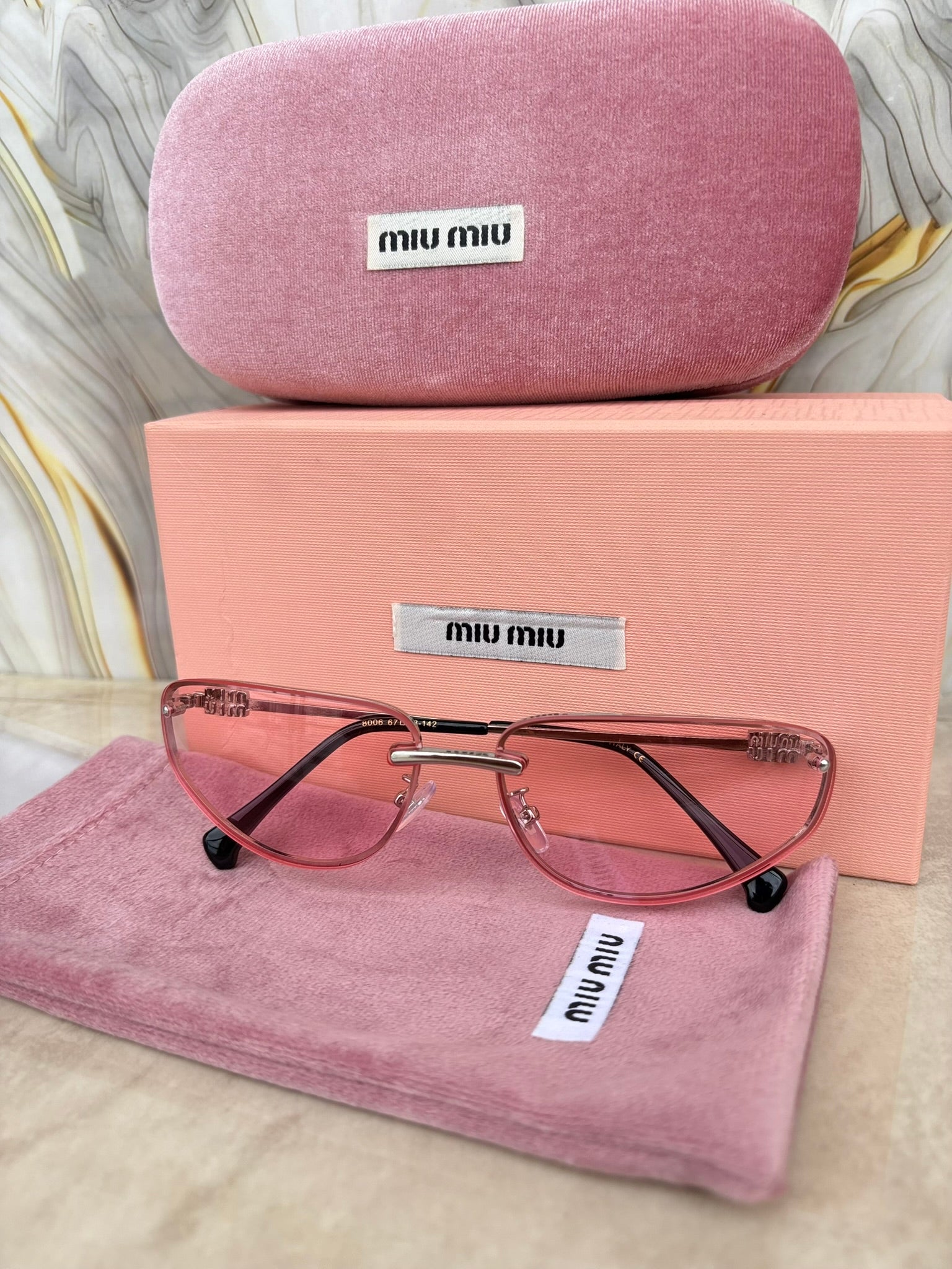 Lentes M Rosé Chic – Marco Translúcido & Detalles Dorados