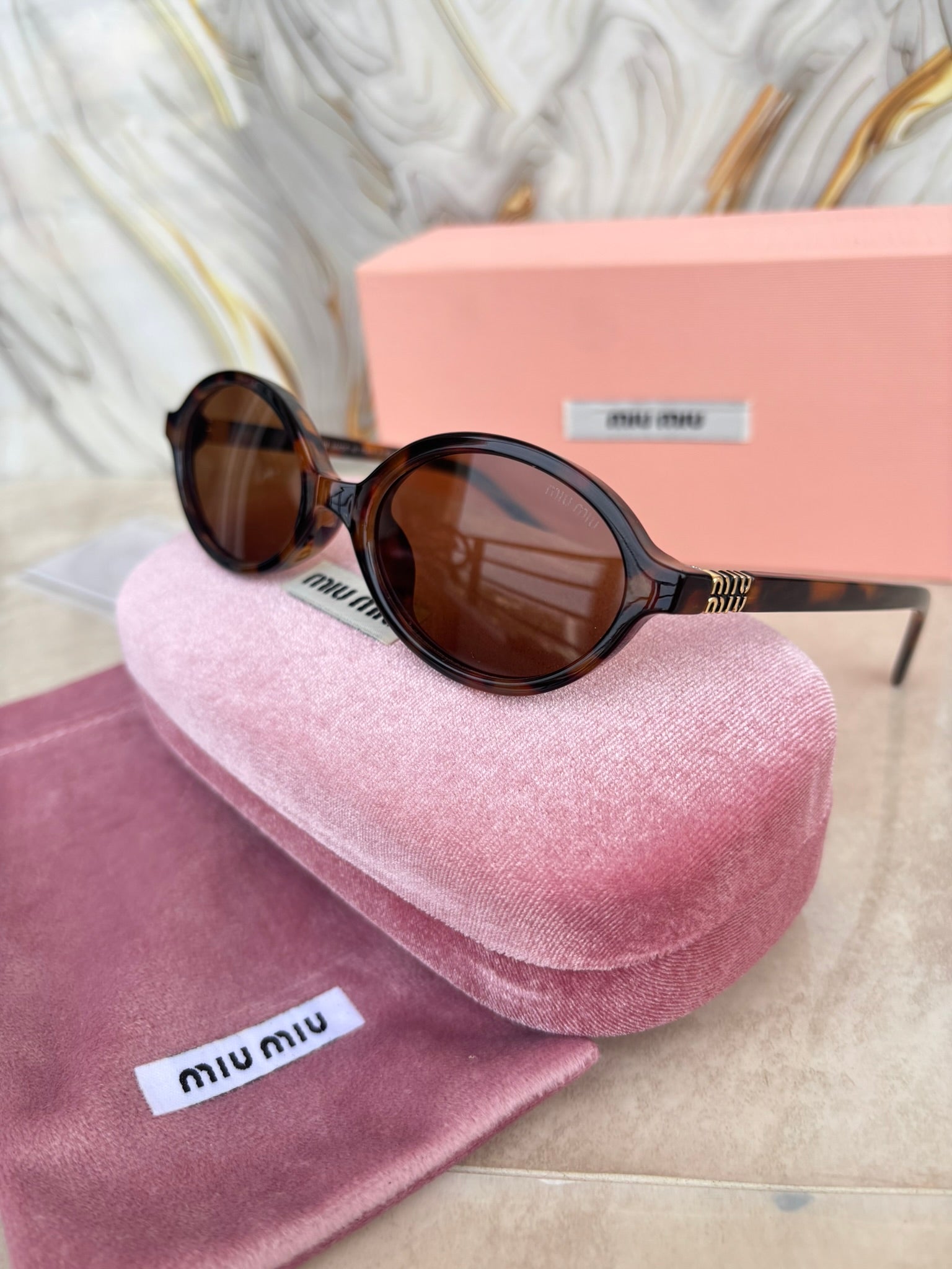 Miu Miu MU04ZS