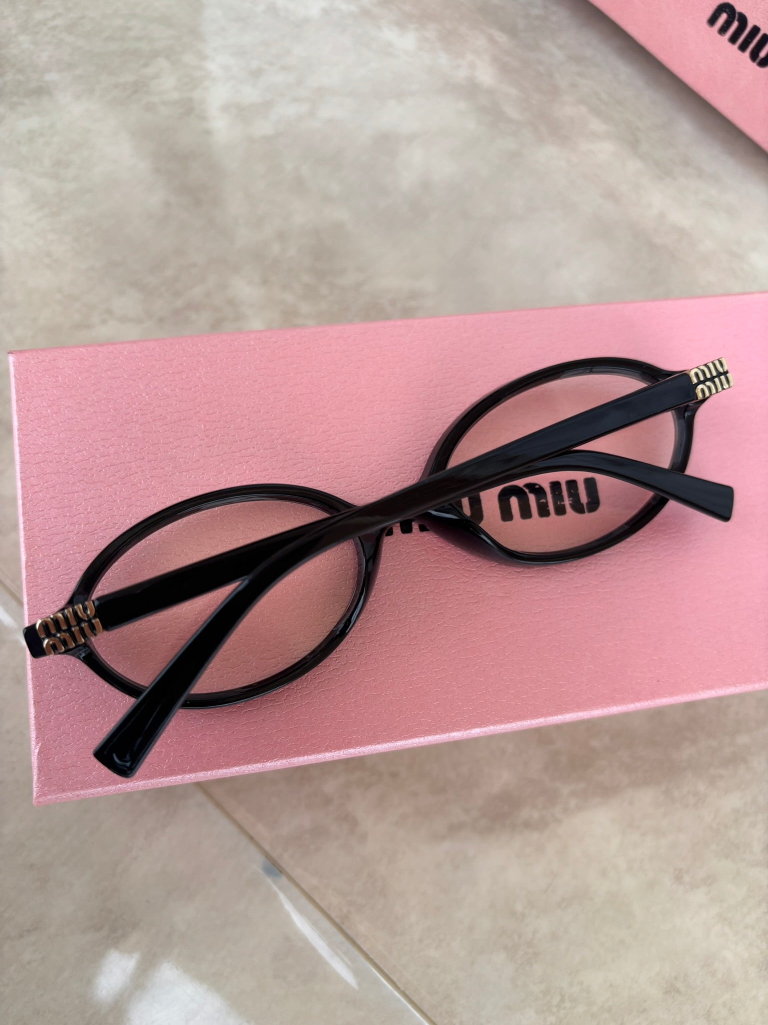 Miu Miu MU04ZS