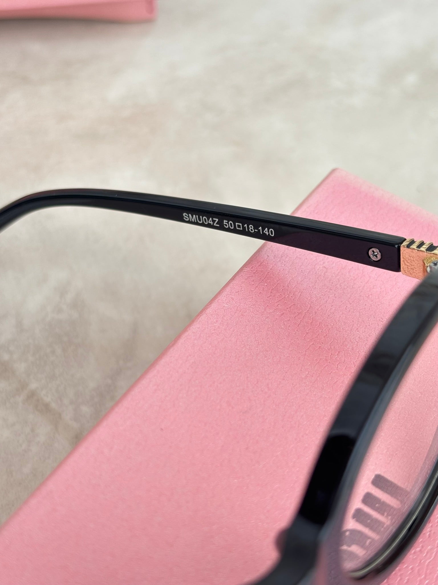 Lentes Ópticos Redondos Estilo Retro Chic – Negro Premium