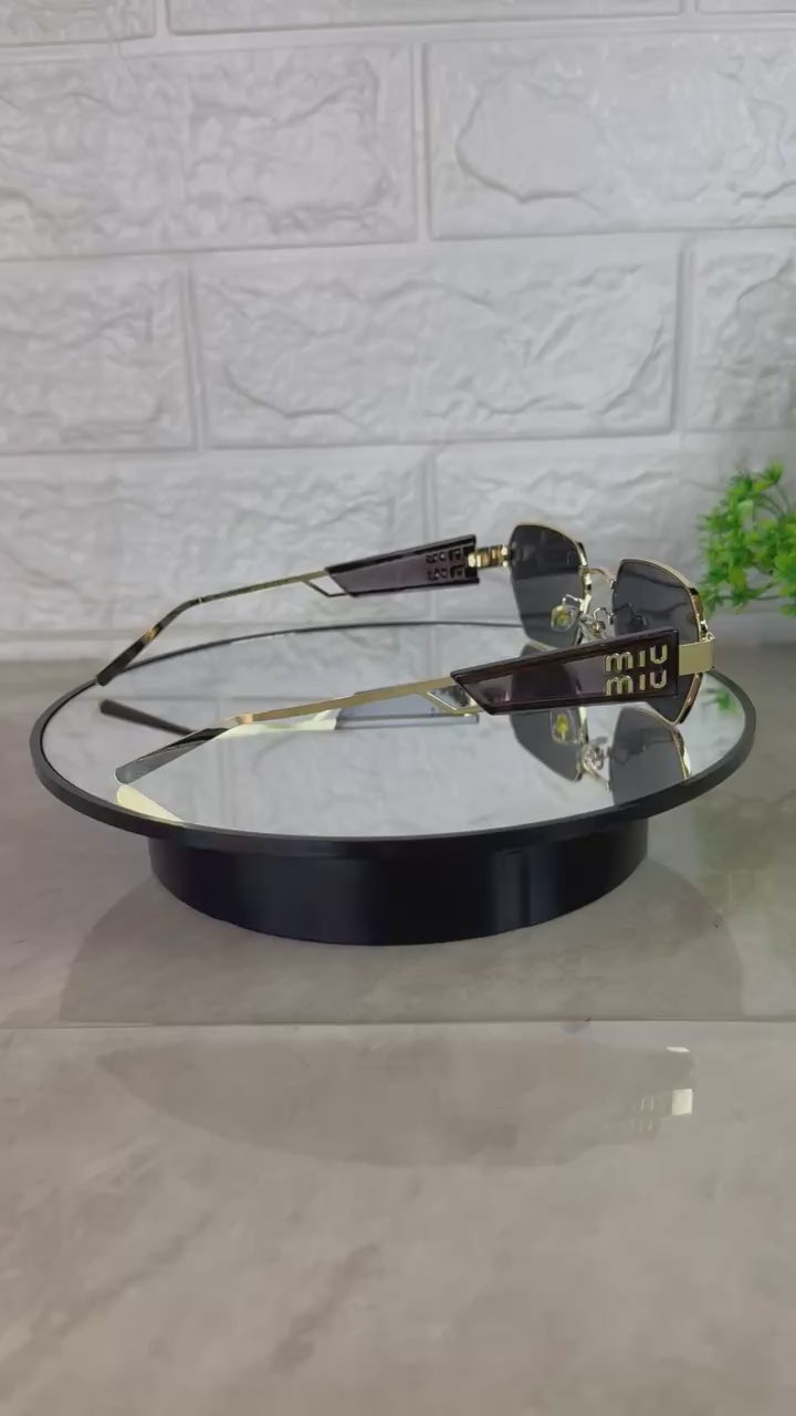 🕶️ Lentes de Sol MIU MIU Hexagonales – Estilo Único con Filtro UV400