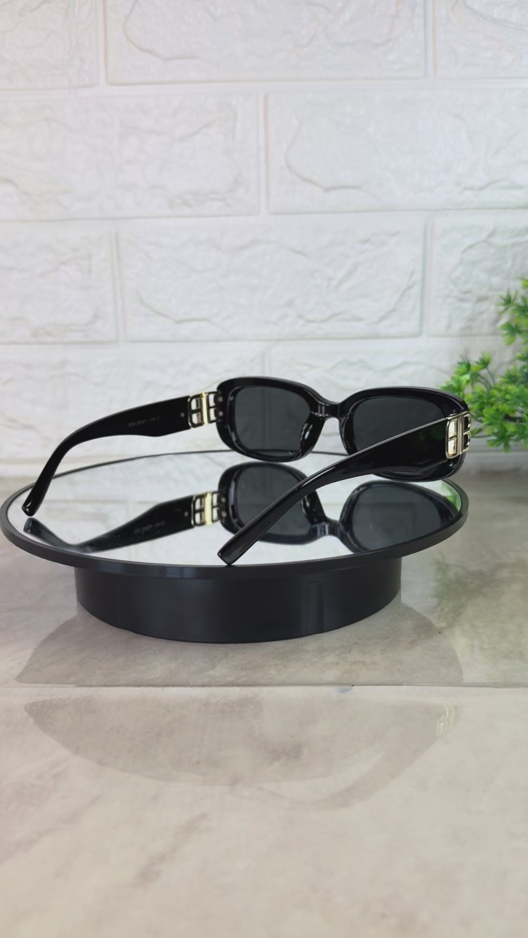 🕶️ Lentes de Sol BALENCIAGA – Estilo Urbano con Filtro UV400