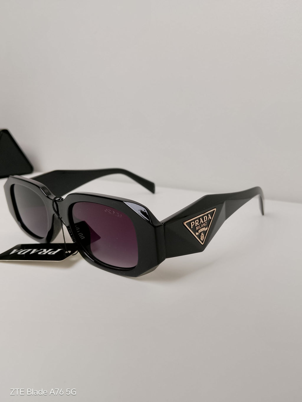 💎 Prada Diamante con placa