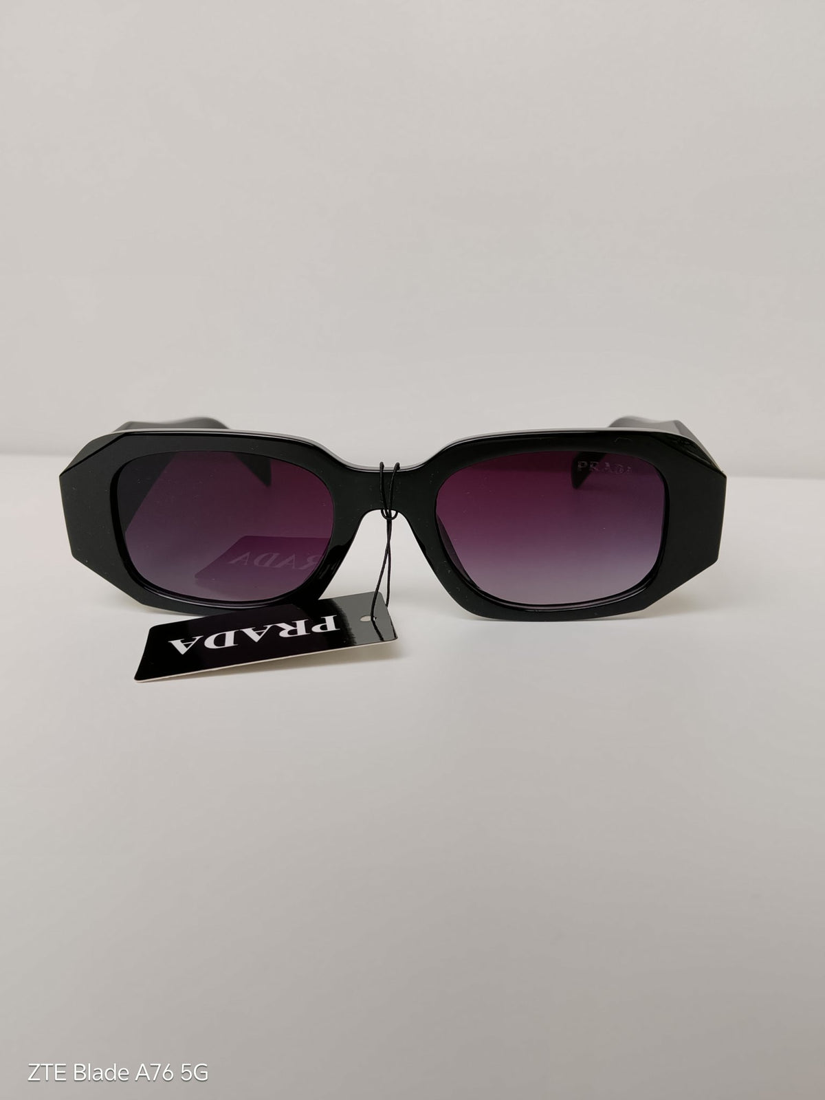💎 Prada Diamante con placa