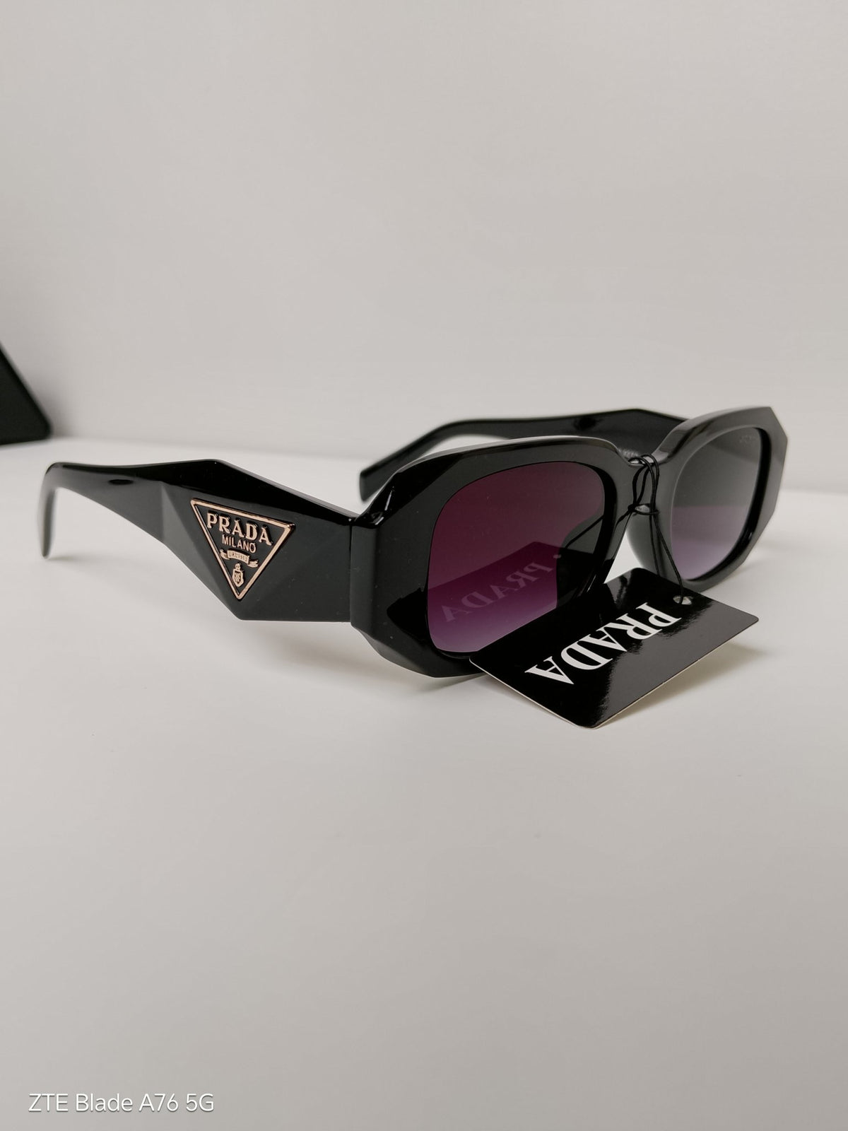 💎 Prada Diamante con placa