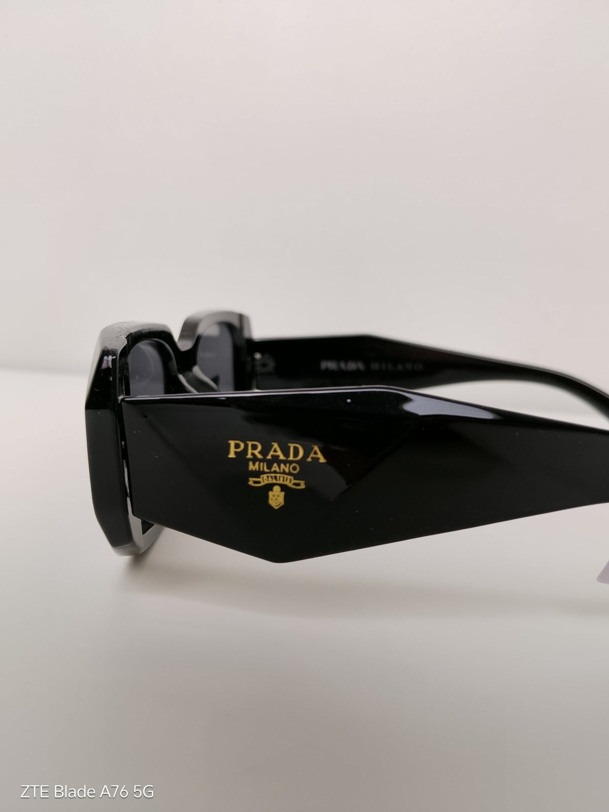 💎 Prada Diamante LOGO Dorado