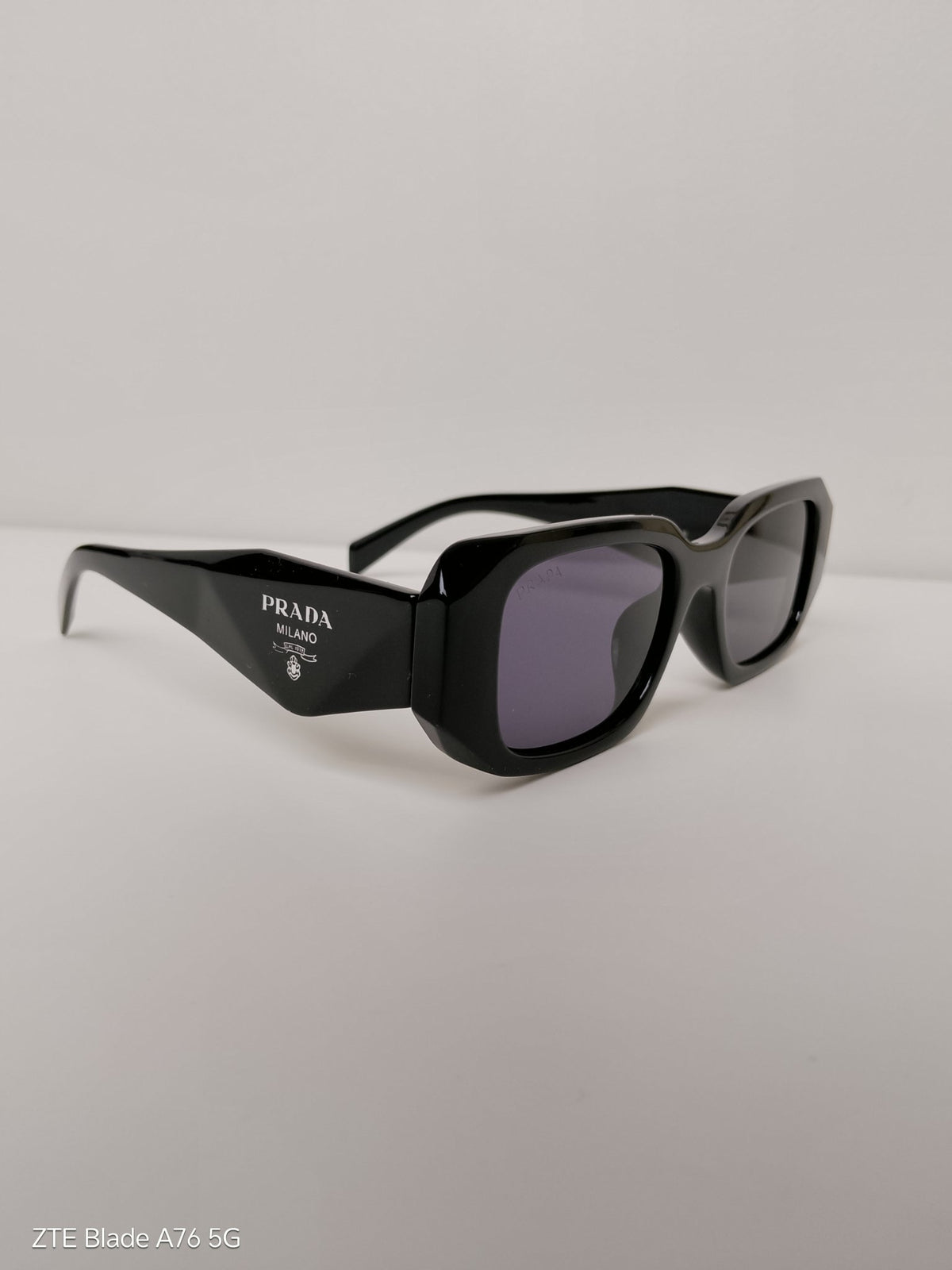 💎 Prada Diamante LOGO Plateado