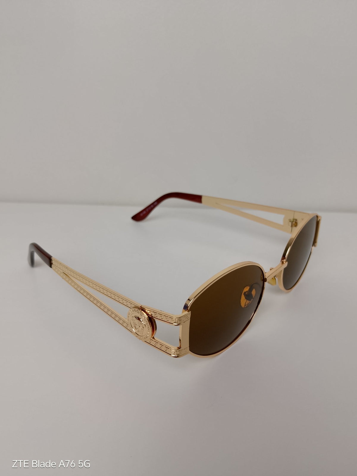 🕶️ Versace Redondo