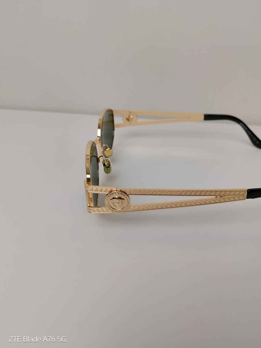 🕶️ Versace Redondo